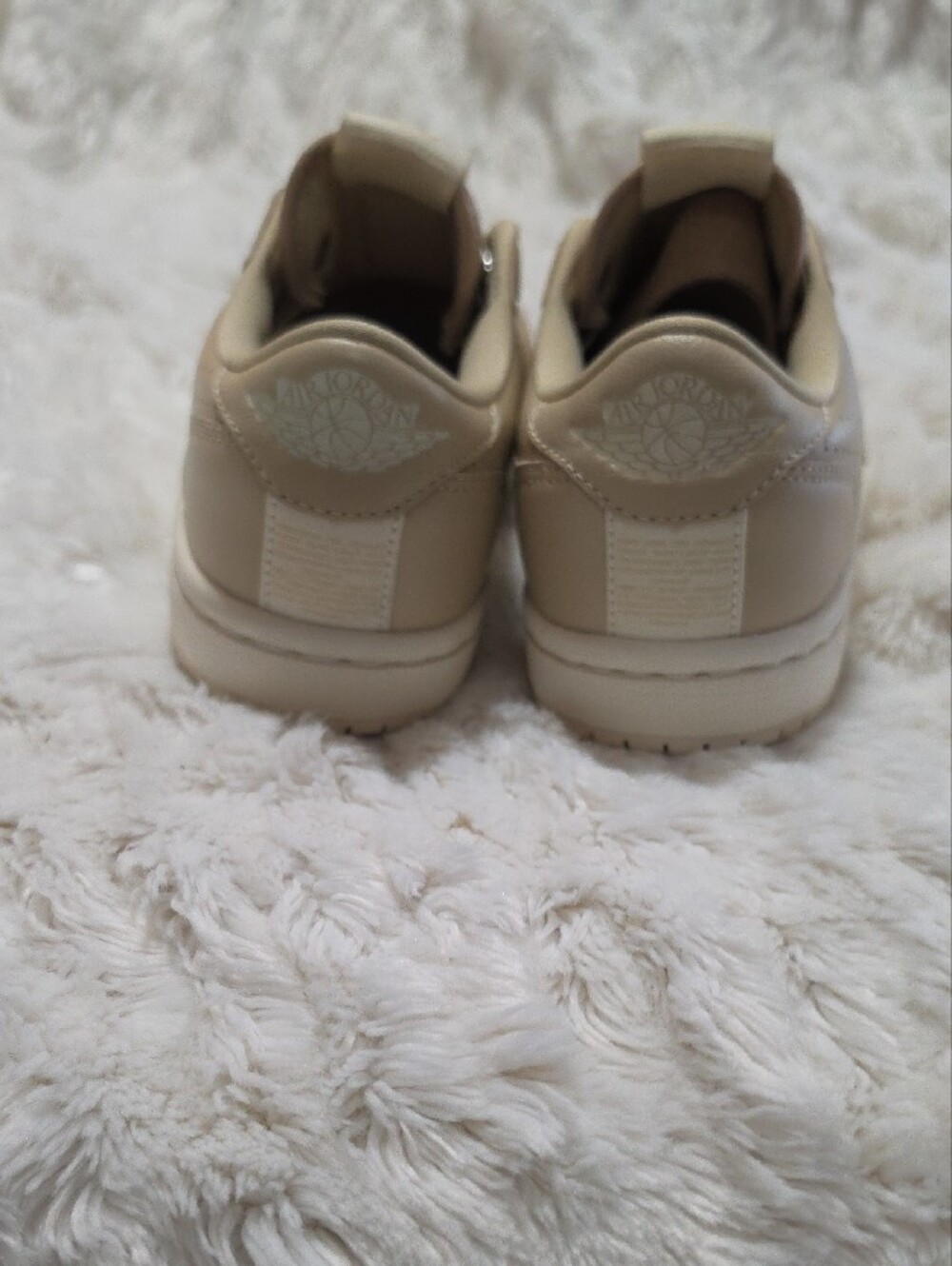 Nike Beige Low-Top Slip-On Sneakers - Picture 3 of 3